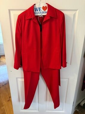 Jones New York Petite Red Women's Jacket & Pants Set